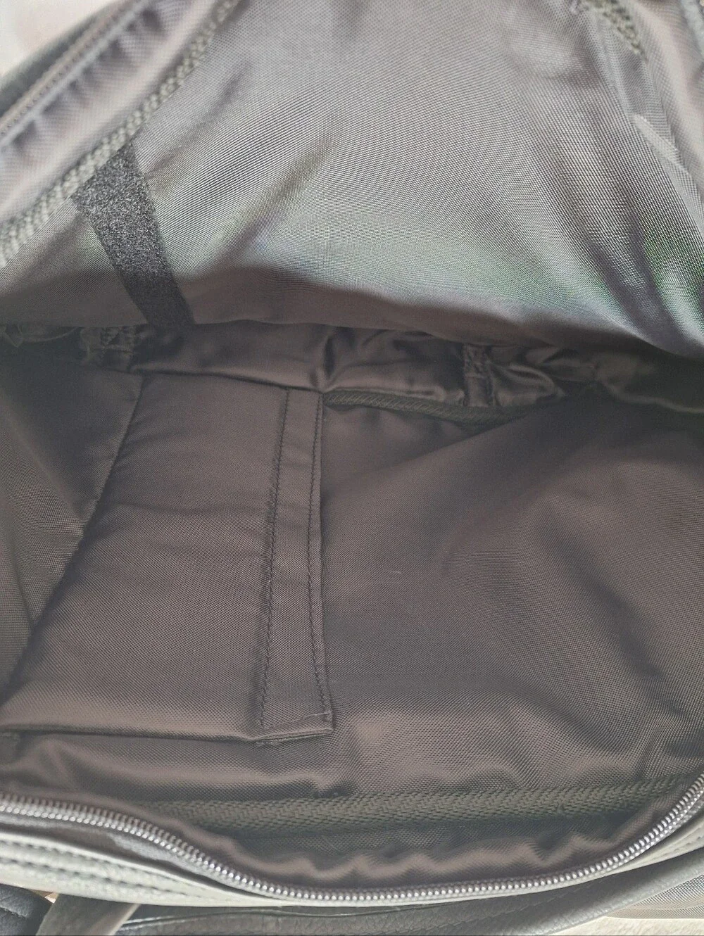 NEW Canyon Outback Black Leather Laptop Briefcase Aventis Messenger Bag 16
